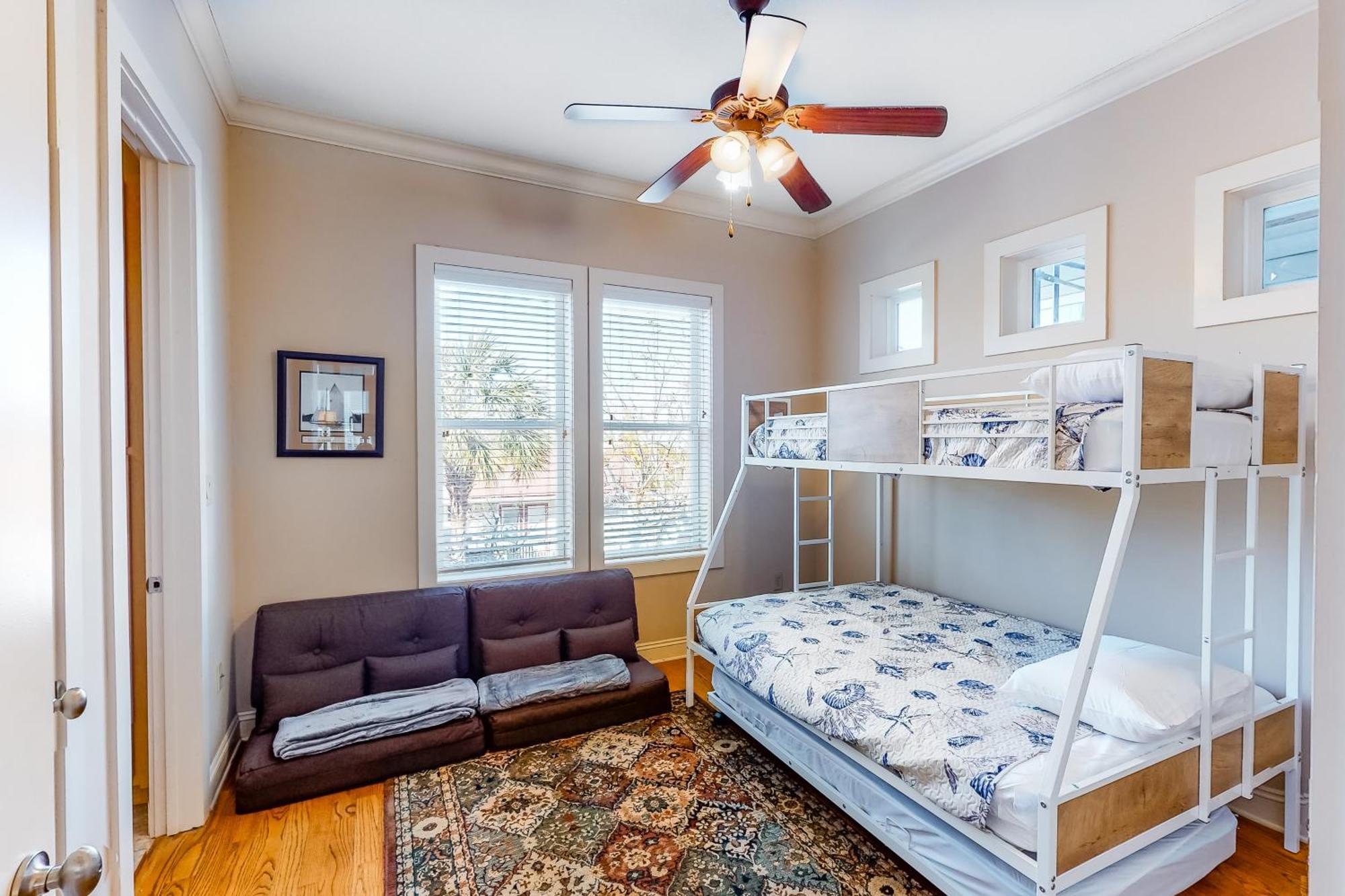 Serenity By The Sea - Main House Panama City Beach Room photo